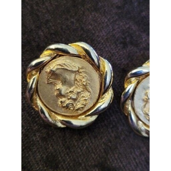 Rare Vintage Greek Goddess Cameo Coin Clip On Earrings Yellow Gold Tone - Picture 9 of 10